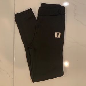 women’s black leggings